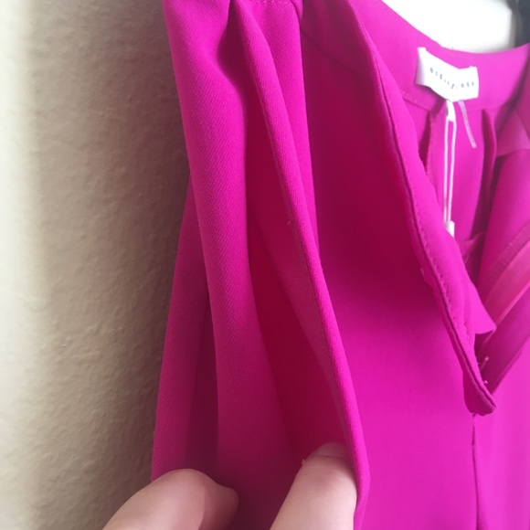 ☀️ENDLESS ROSE 🌹💕tapered leg bright pink pant - Picture 11 of 15